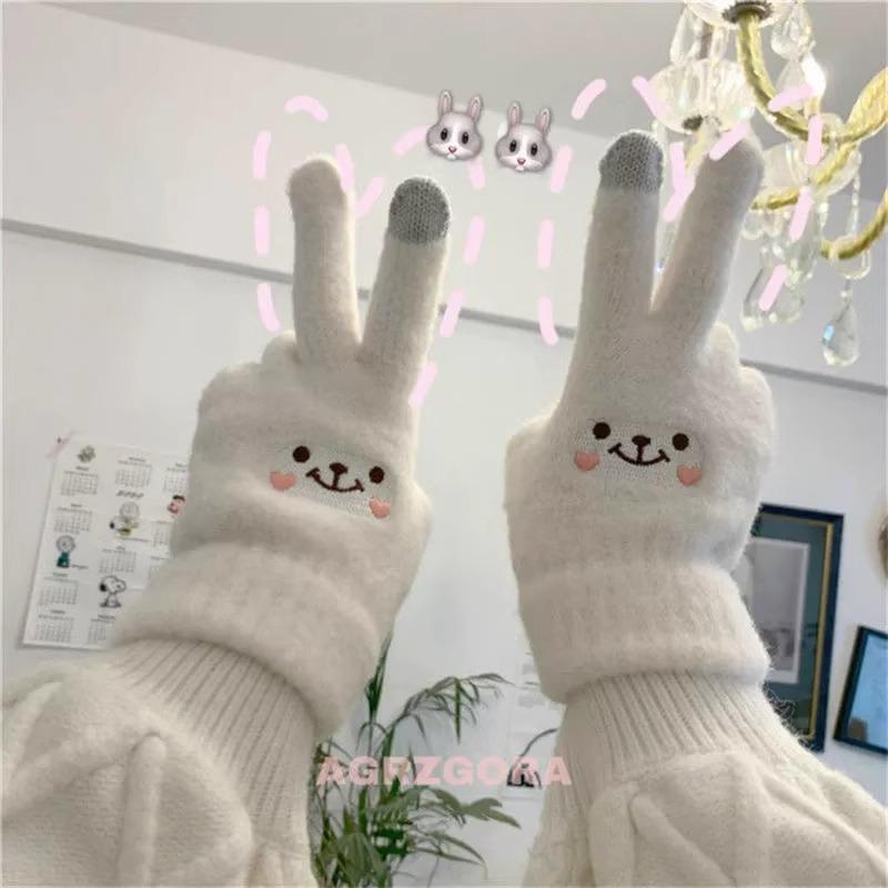 Korean version of cute bear gloves, female warm students in autumn and winter, windproof and cold-proof, can be added with velvet to keep out the cold