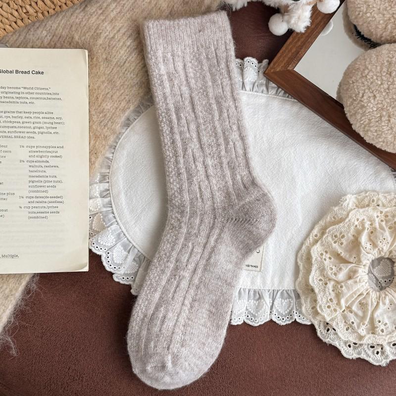 Seasonal Thick Needle Socks, Piles Of Socks, Thick Warm Socks, Boneless Solid Color Thick Socks, Sleeping Socks