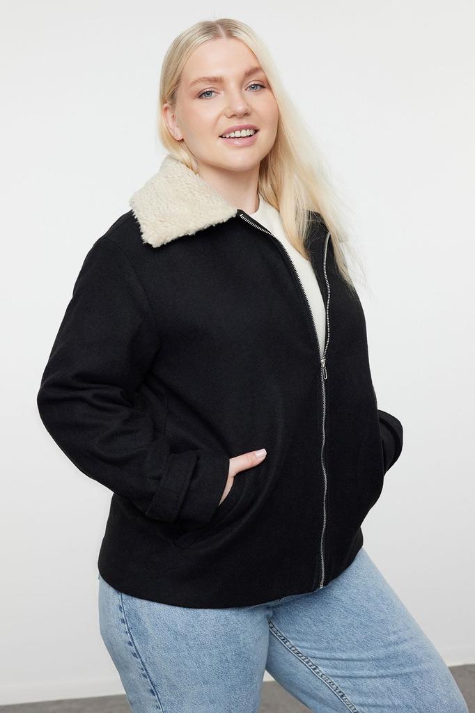 Women's Plus Size Coat Black Regular Fit Wool Blend Cashmere Coat with Plush Detail On the Collar