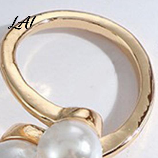 Pearl Combination Brooch Women Scarf Buckle Elegant Versatile Metal Random Arrangement Scarves Clips for Coat Belts Fashion Shirts Gift Ladylike