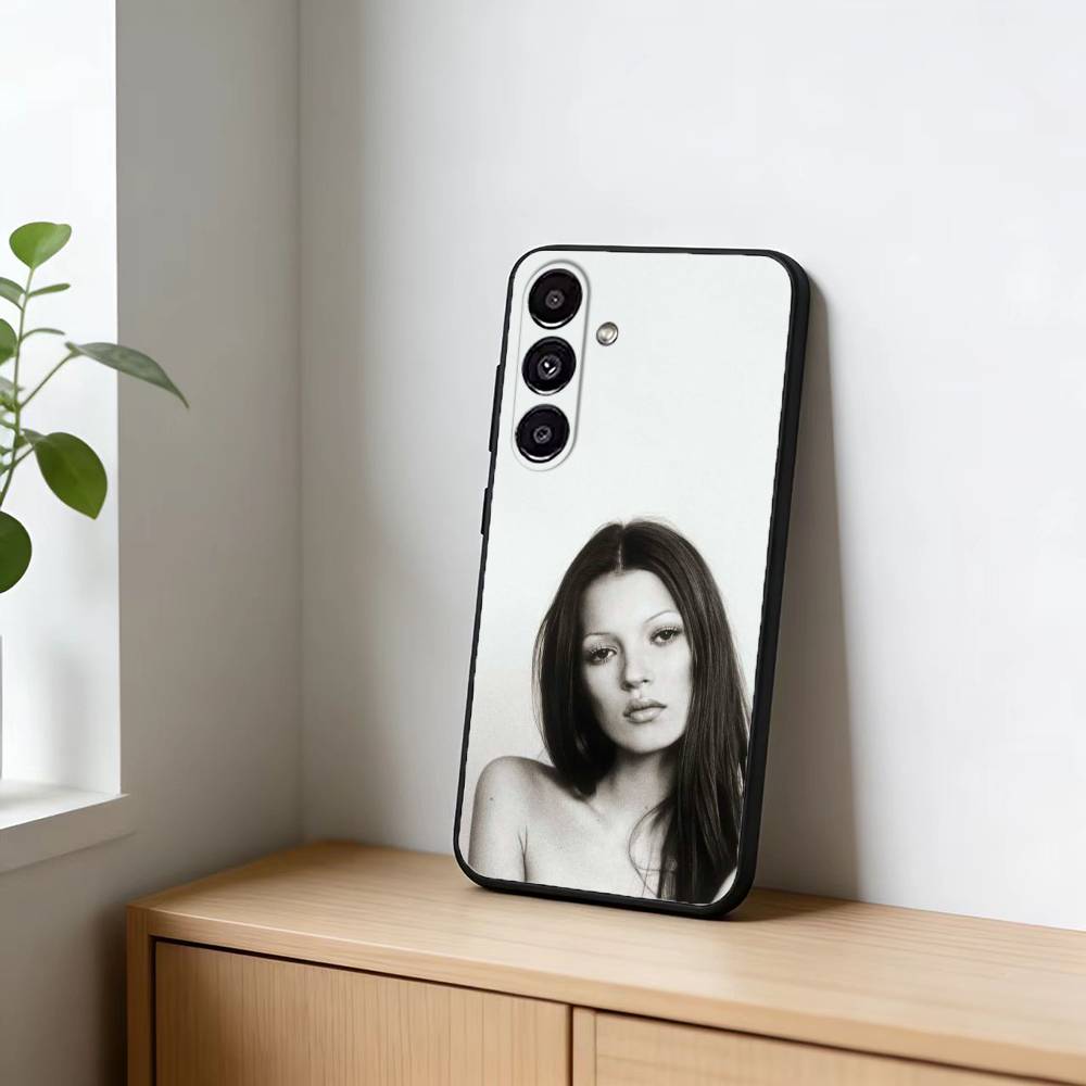 Кейс для телефона в стиле Brit Retro 90-х K-Kate M-Moss для Samsung Galaxy A91,80,73,72 ,71,53,52,32 ,31,22,21s,20, Мягкий черный чехол