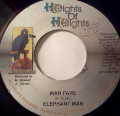 7-дюймовая пластинка ELEPHANT MAN - War Fare NONE Heights Of Heig Ямайский Регги, Ска и Даб Б/У