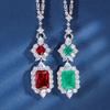 Ювелирные изделия Медное основание Позолоченное Имитация Изумруда Красный Корунд Квадратная Легкая Роскошная Подвеска Ожерелье Женское 13 * 18-8 *