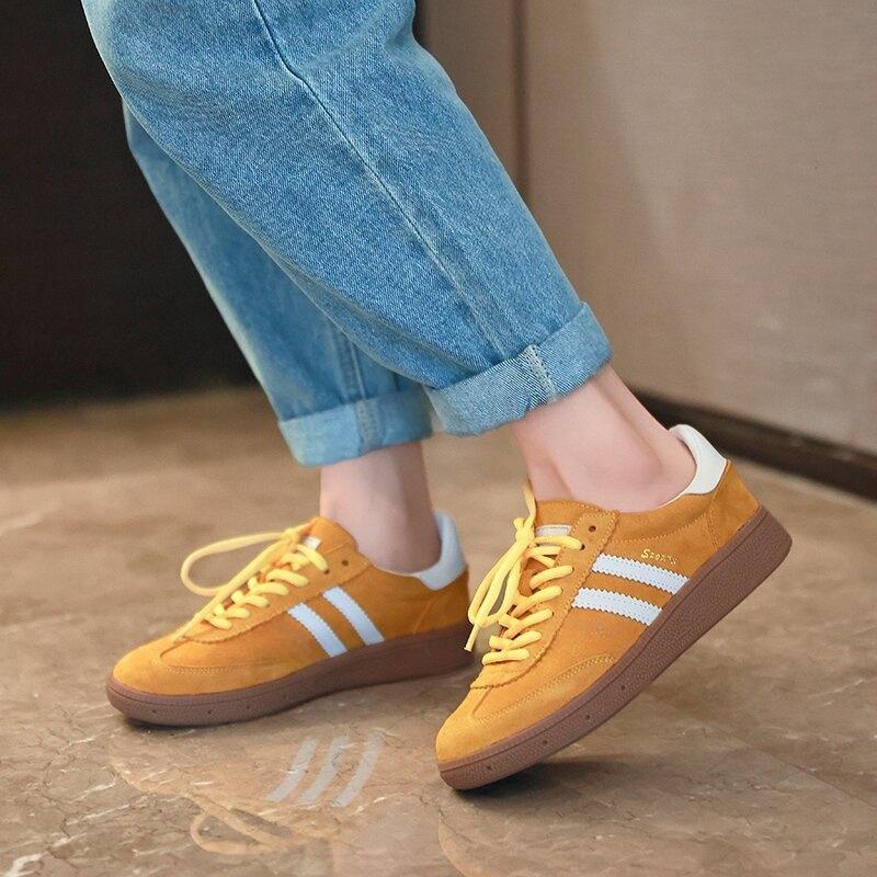 Leather Retro Red Shoes Women's New Round Head Lace-up Casual Sports Shoes Versatile Flat Bottom
