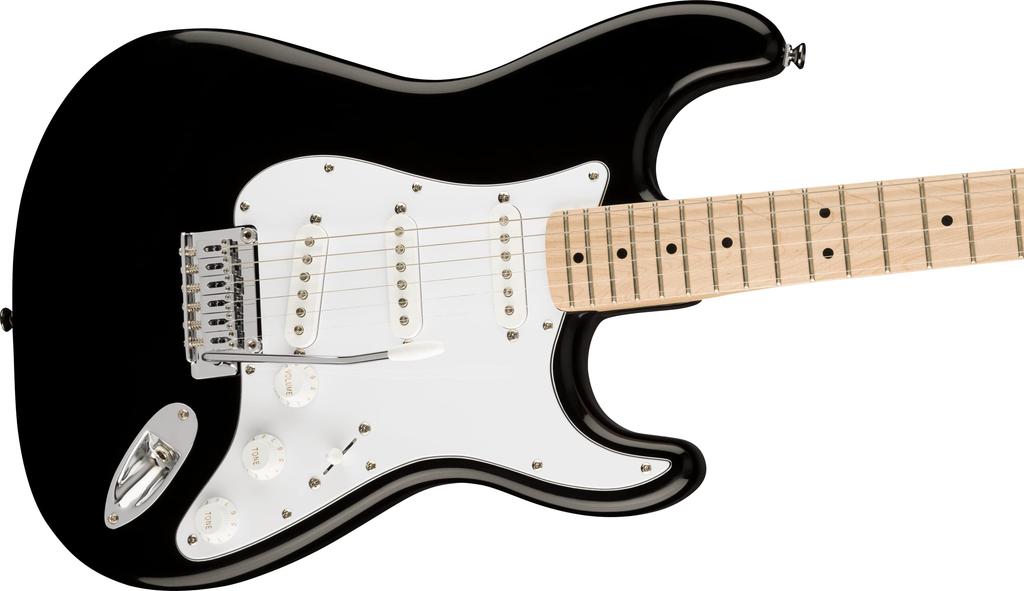 Squier by Fender Электрогитара Affinity Клен Белый Черный Мягкий чехол в комплекте Серия™ Stratocaster®, Накладка на гриф, Пикгард,
