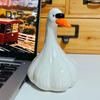 Garlic Duck Resin Figurine Cartoon White Duck Statue Animal Sculpture Home Office Bookshelf Desktop Decoration Ornament