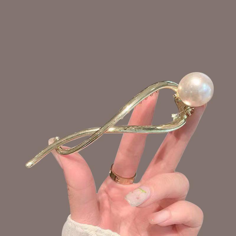 Vintage Pearl Butterfly Hairpin Exquisite Hair Flower Clips for Women Hair Accessories