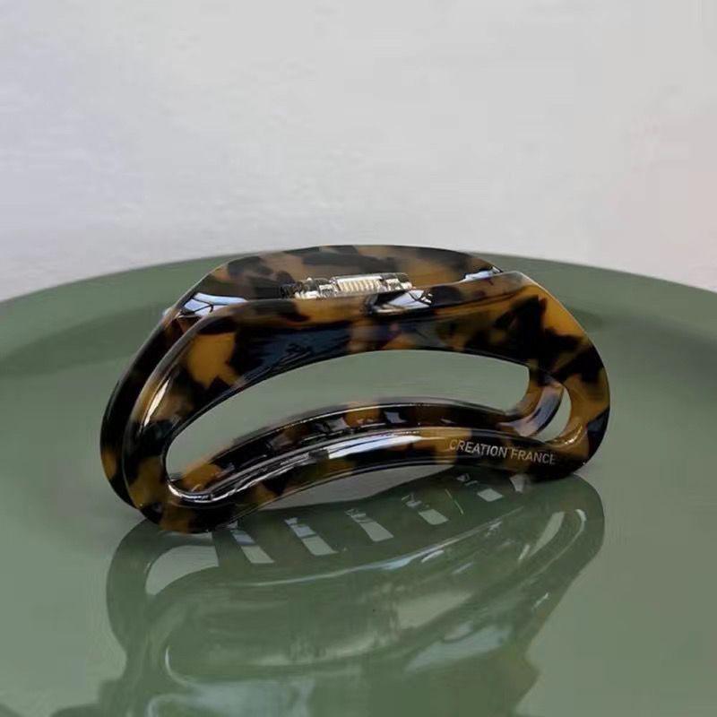 Большая заколка для волос в виде акулы с леопардовым принтом черного цвета с корейской золотой этикеткой