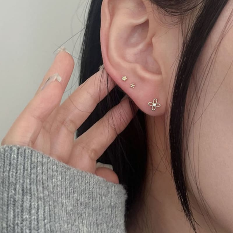 youngglow 14k petit flower piercing (2type)