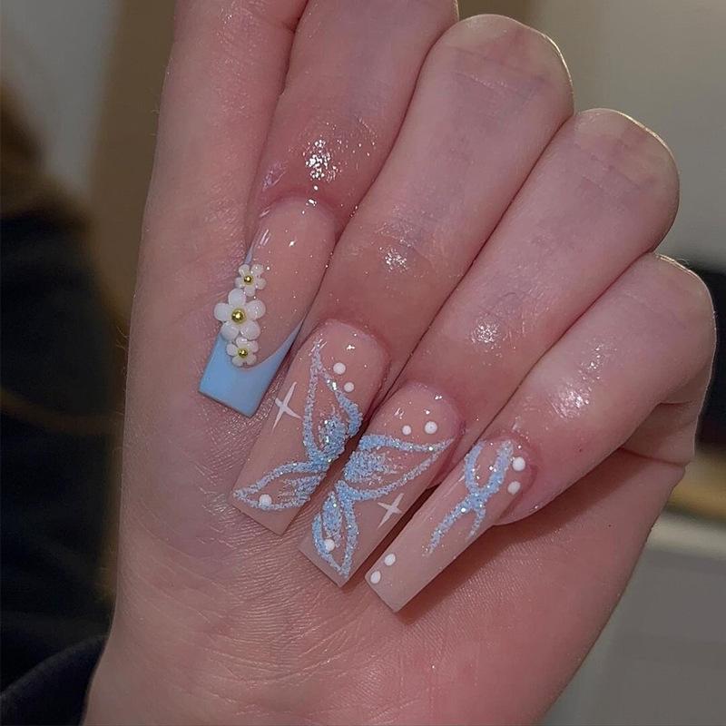 Съемные длинные белые ногти с дизайном из маленьких цветов и бантиков