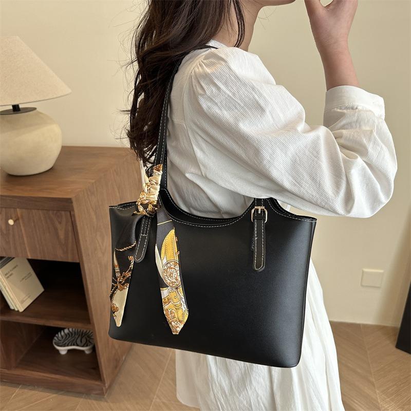 Early Spring New High-end Solid Color Tote Bag Silk Scarf Shoulder Bag Large-capacity Commuter Women's Bag Simple and Versatile