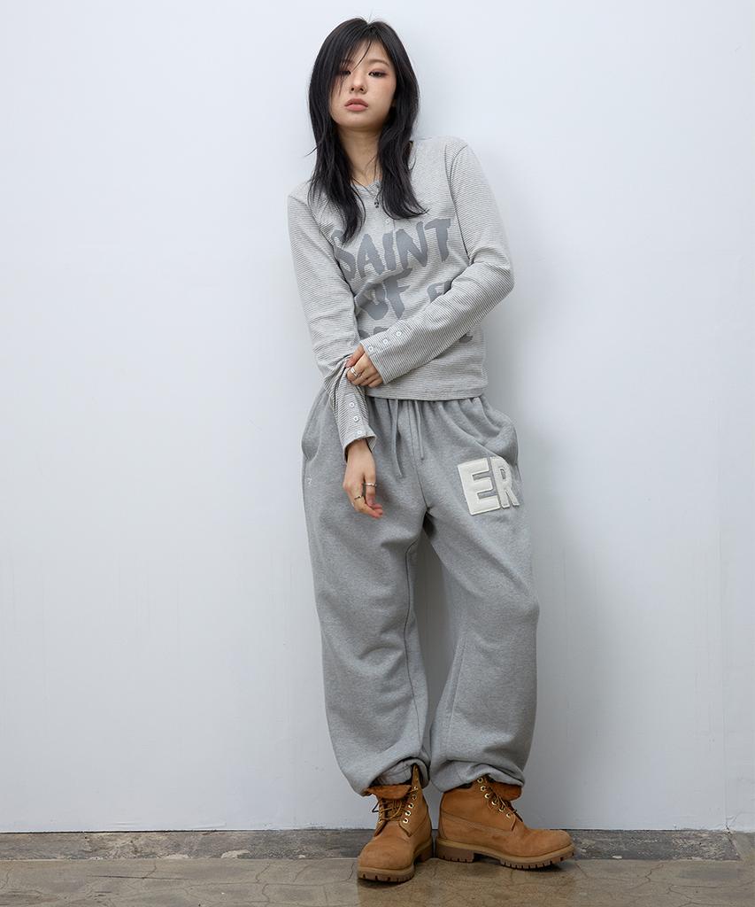 EEERRR Er Waffle Applique Long Sweat Pants (Melange)