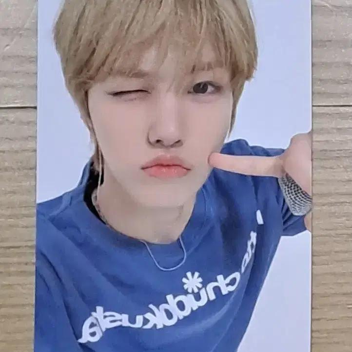 Nine Park Ju-won The Hyundai Pop-Up Store special gift photocard