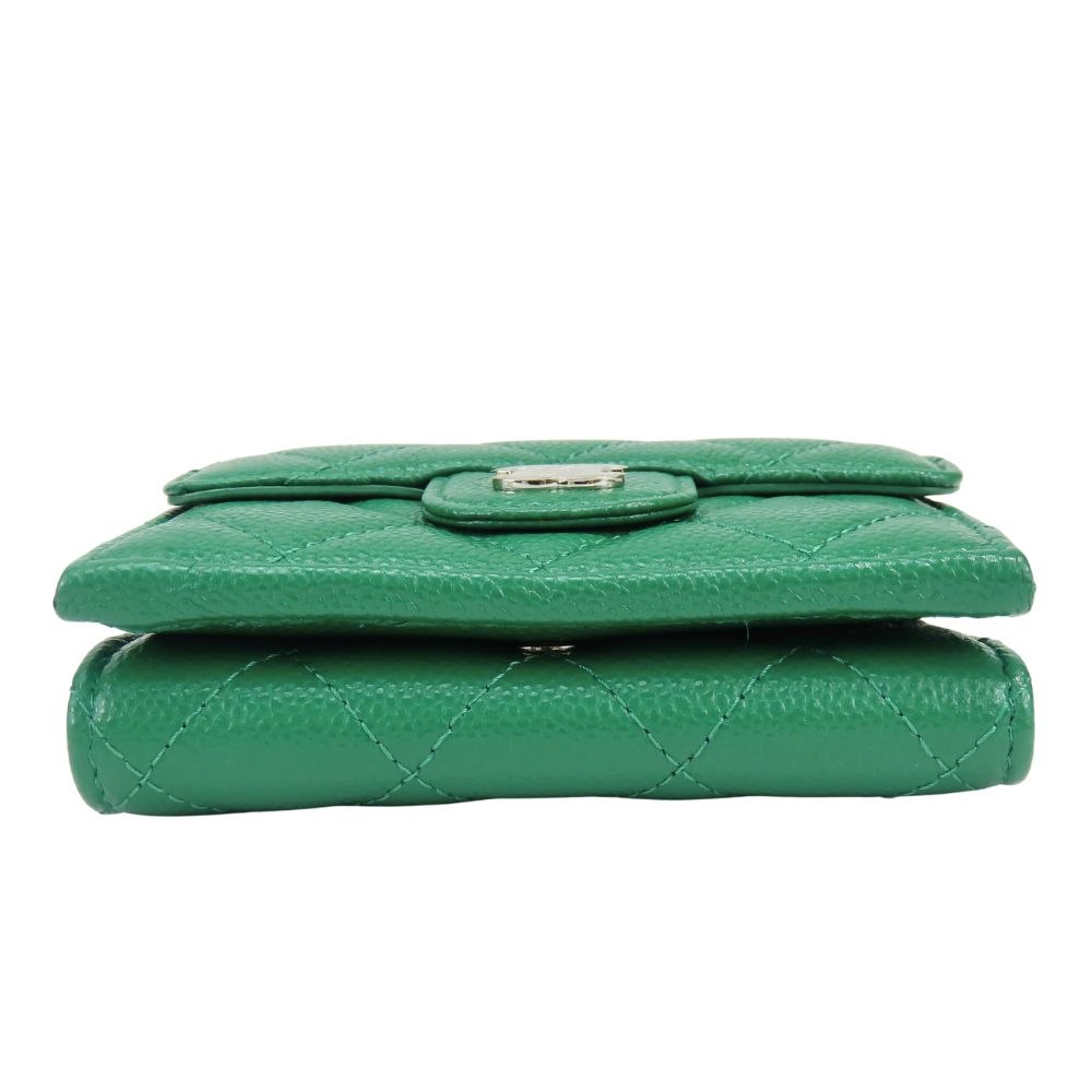 Used CHANEL Tri-fold wallet compact Matrasse COCO Mark Caviarskin green 30s