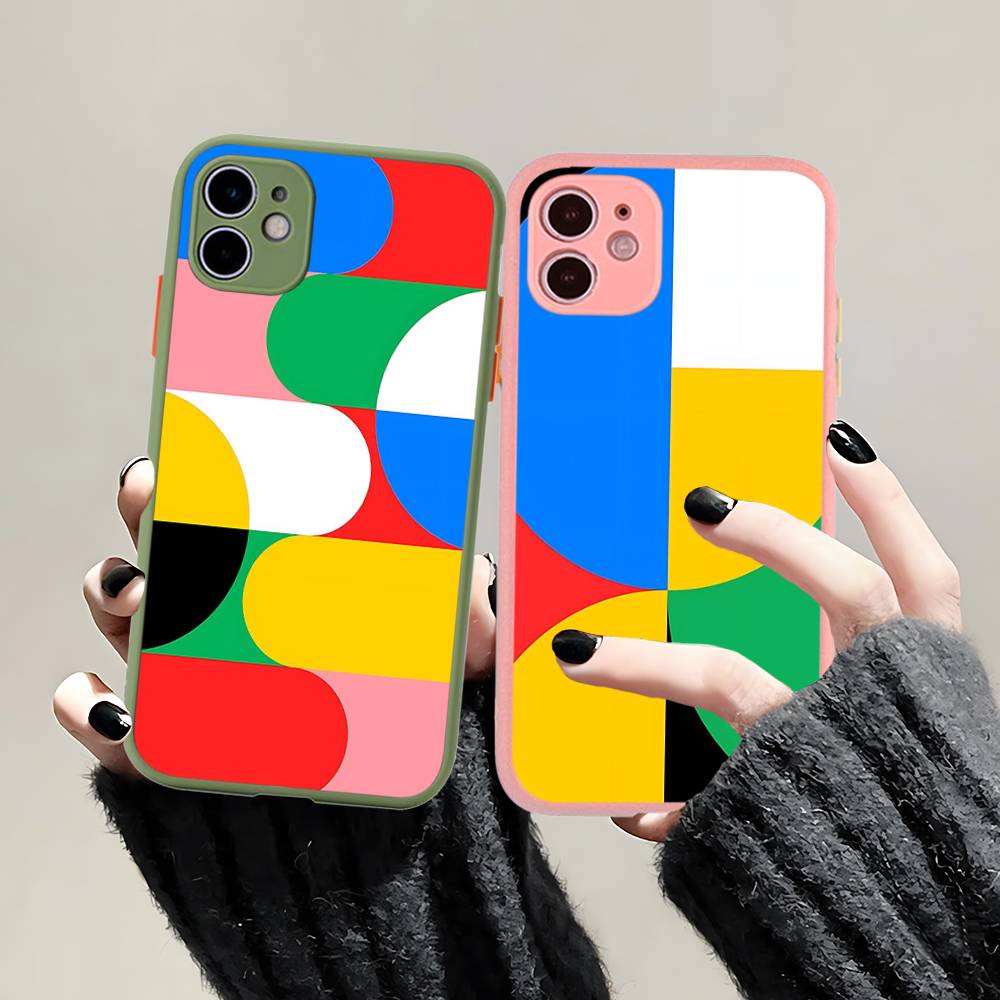Geometric Bauhaus Art For IPhone 16 15 14 13 12 11 Pro Max X XS MAX Plus Translucent Black Phone Cover