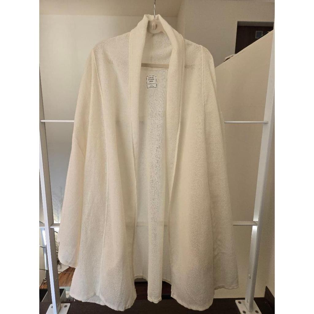 KIMONO MODERNWhite cardigan wool