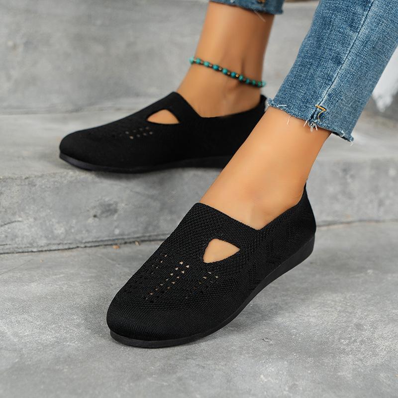 Korean version of foreign trade large size flying woven breathable low-top single shoes women's flat heel hollow shallow mouth lazy loafers wish sourc