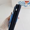 Силиконовый 3D чехол Doraemon для Apple 15 Pro Max - Мультяшная защитная крышка с подставкой
