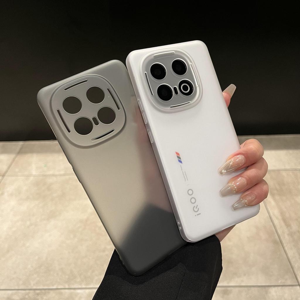 Чехол для VIVO iQOO 15 Простой Жесткий Магнитный Матовый Полуобернутый Защитный Чехол от Падения Для iQOO 13 Ударопрочный Бампер
