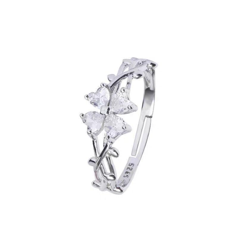 Korean-Style Silver Plated Four-Leaf Clover Best Friend Ring - Minimalist & Trendy Women's Luxury Fashion Design.