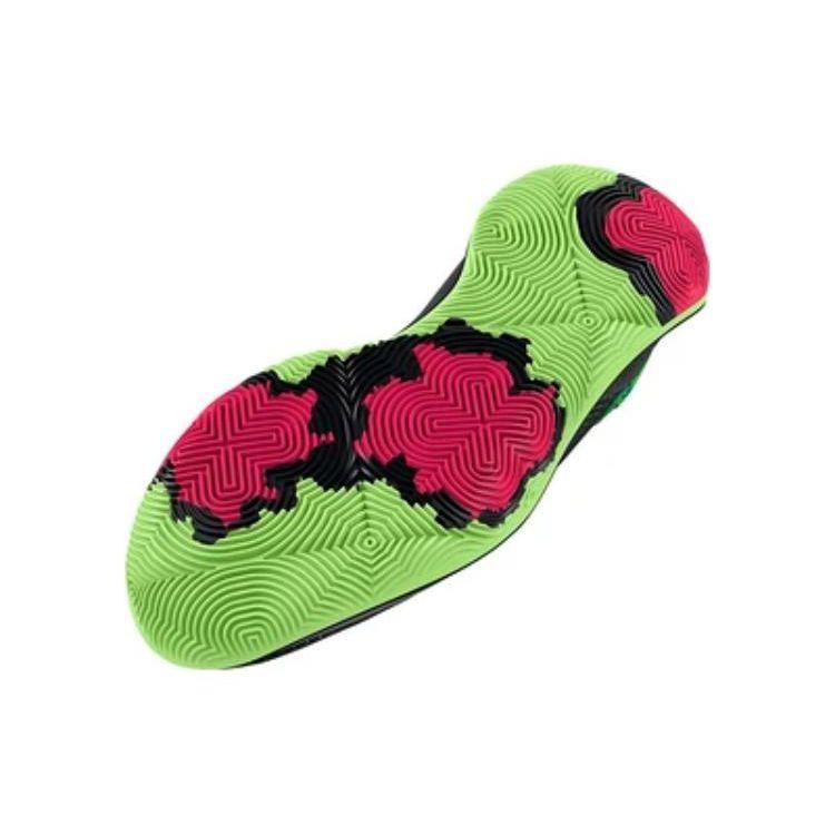 Under Armour Мужские баскетбольные кроссовки Spawn 5 Черный Зеленый Красный 3025345-002