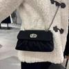 Милая дочь ветер маленькая квадратная сумка новая нишевая сумка-цепочка высококлассная плиссированная на плечо сумка-мессенджер