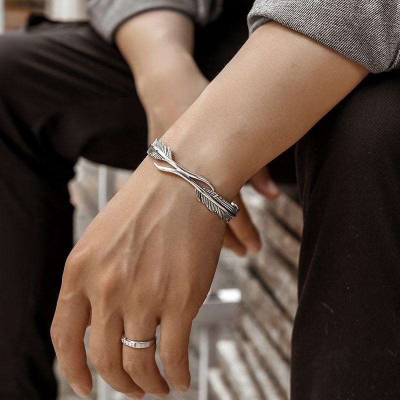 1Pc Vintage Punk Silver Color Feather Cuff Bracelet for Men Women Wrist Adjustable Bracelet Charm Birthday Gift