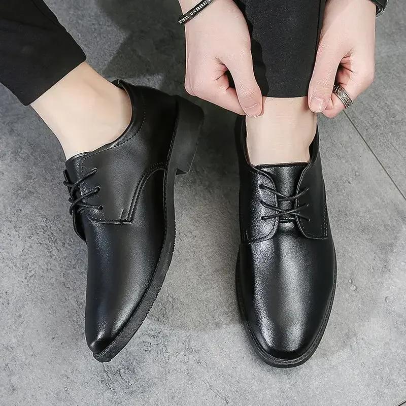 Модная кожаная повседневная деловая обувь для мужчин, официальная мужская формальная обувь 2024 года, тренд, дешевая ликвидация, итальянская, элегантная и классическая 39