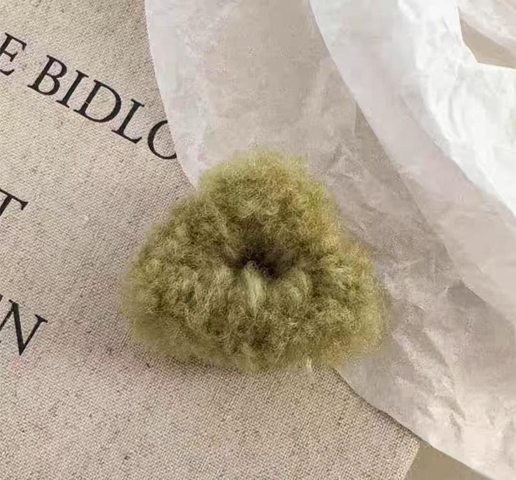 Заколка для волос «кошачье ухо» из овечьей шерсти: Милая осенне-зимняя принцесса-заколка для челки на бок