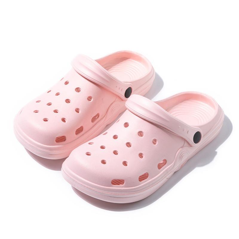 Summer couple's stepping on shit EVA hole shoes personalized wear women's cool slippers casual fashion beach shoes men