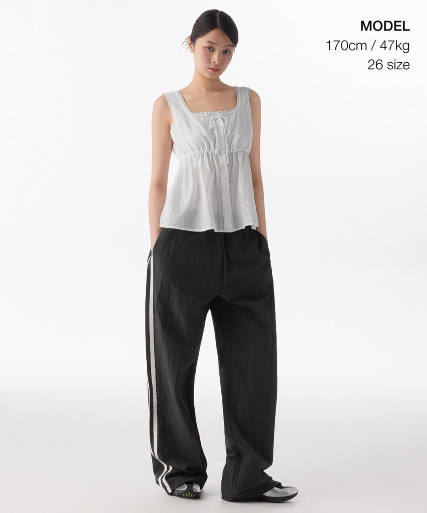 MUSINSA STANDARD WOMAN Женские широкие кружевные спортивные штаны из нейлона [Черный]