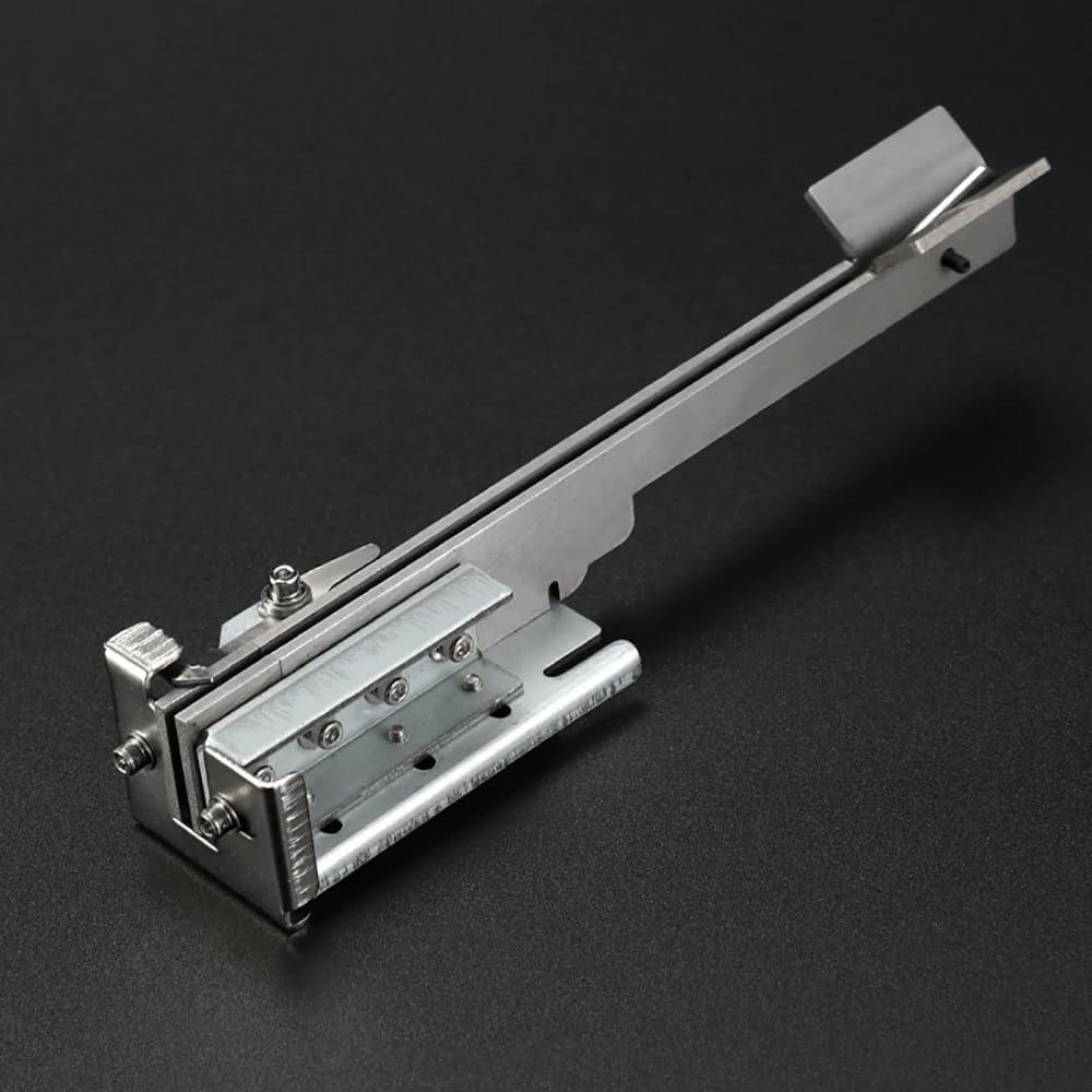 C 100-240V Digital Display Counted Automatic Screw Arrangement Feeding Machine 1-5MM Adjustable Track Industrial Screw Feeder