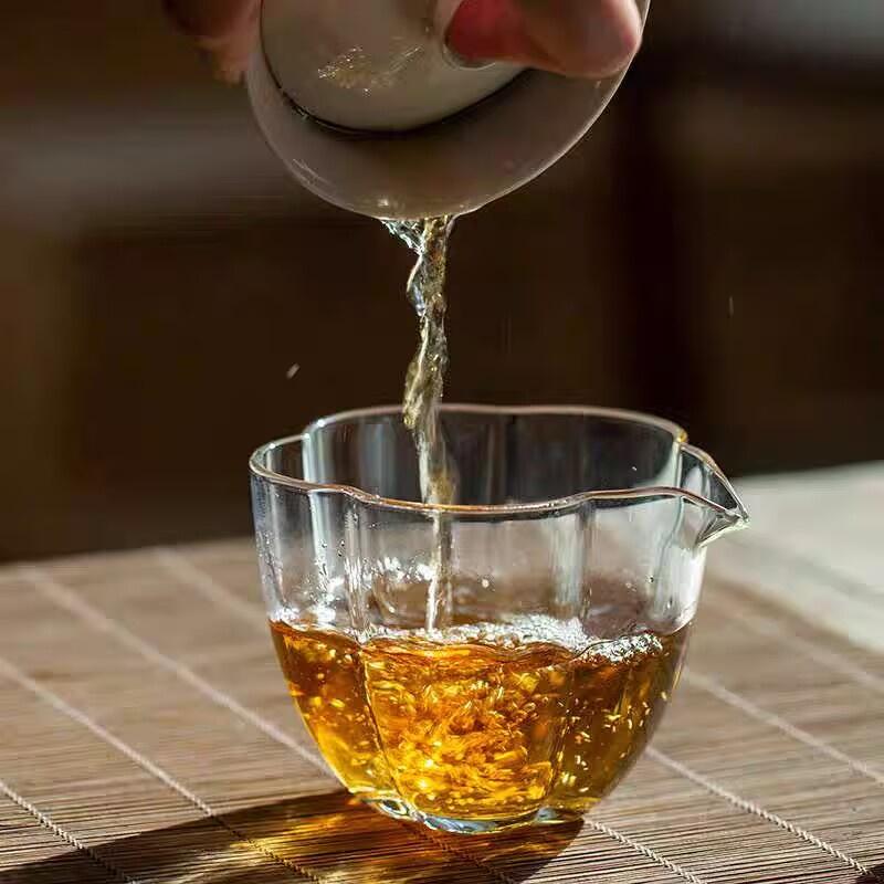 200ml Haitang High Borosilicate Glass Tea Pitcher Fair Mug Heat resistant Chahai Tea Cup Tea Dispenser Kungfu Tea Set Teaware