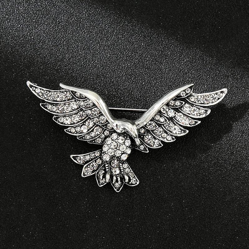 «Мужская роскошная брошь для костюма»: Дизайн головы льва, орла и оленя в короне"