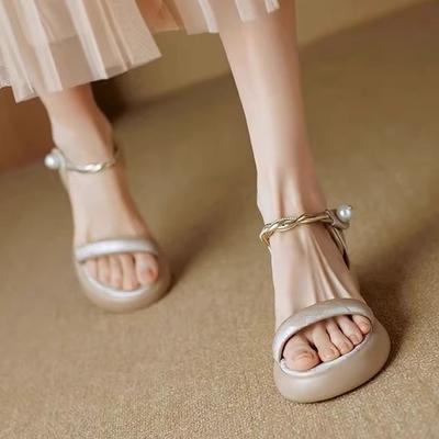 Женская обувь – Сандалии