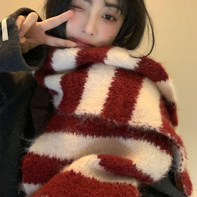 Korean atmosphere retro red knitted scarf female winter couple versatile thickened warm and cold-proof wool scarf