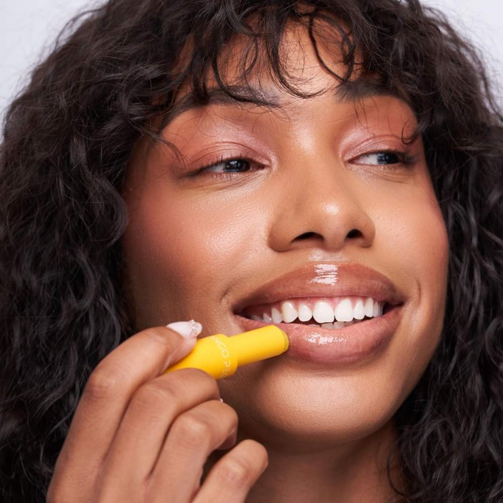 ManGo People HydratinG Glossy ManGo Butter Lip Balm 0.1 Oz   3 G ManGo ManGo