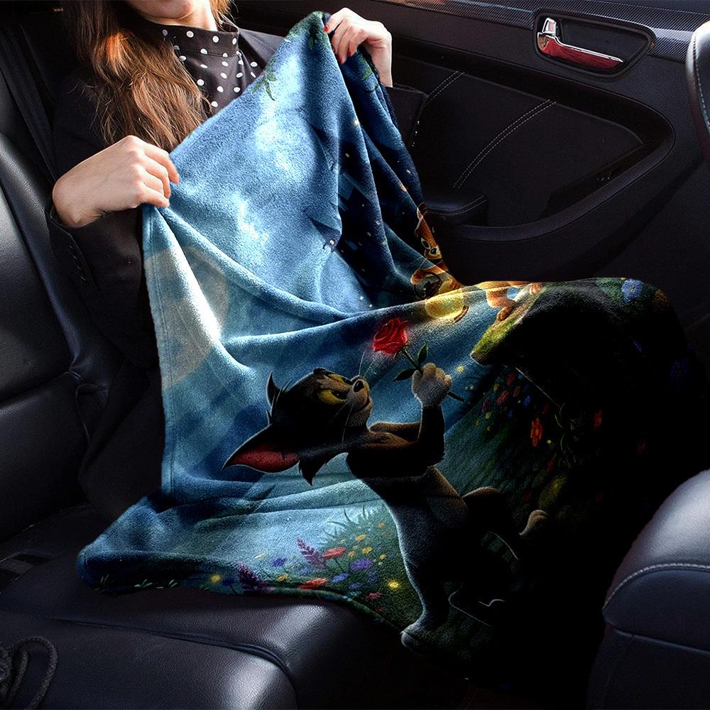 1pc Tom and Jerry Flannel Blanket Soft Warm Throw for Home, Office, Travel, All-Season Cozy Bedding Gift L1436