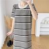 Ленивое полосатое вязаное платье для женщин, летнее новое свободное повседневное платье средней длины с коротким рукавом для женщин