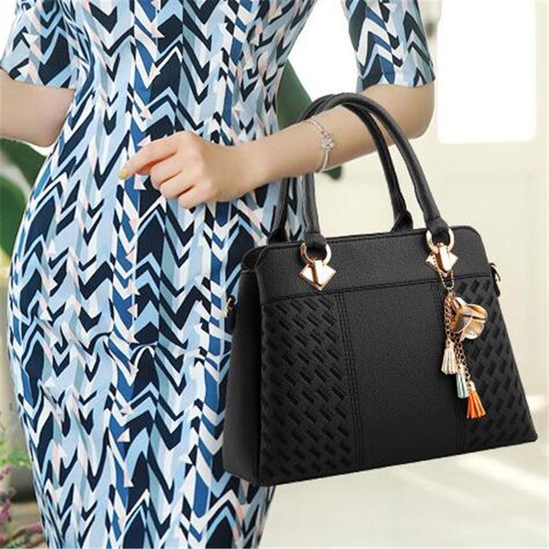 Luxury Handbag Women Crossbody Bag with Tassel Hanging  Female Shoulder Bags Embroidery