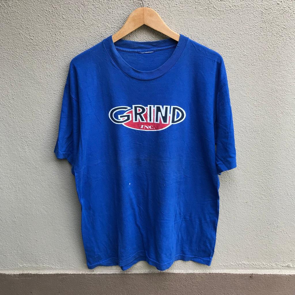 Vintage 90s GRIND skateboards tee / streetwear / skate surf / vintage skateboard / Large