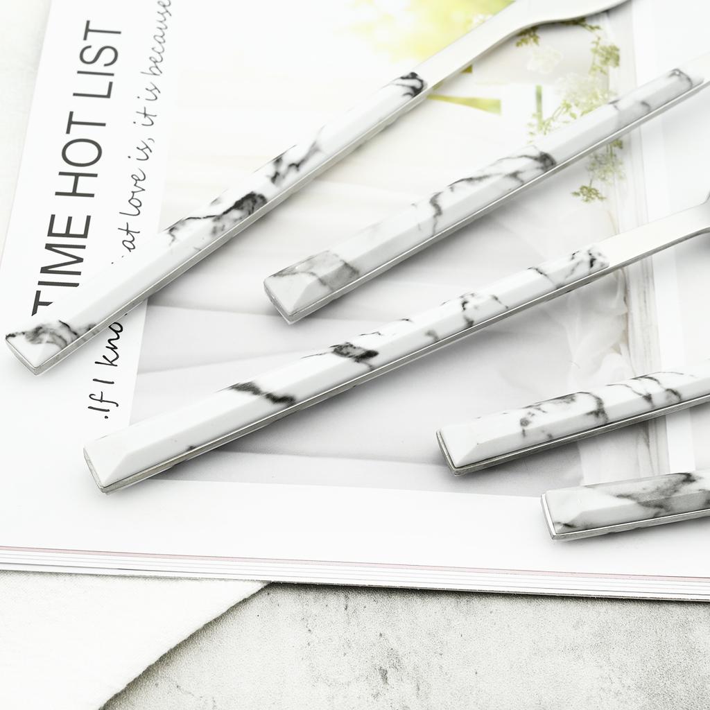 16 шт., набор столовых приборов из нержавеющей стали, имитация деревянной ручки, столовая посуда, зажим, западная посуда, нож, вилка, чайная ложка, набор столового серебра