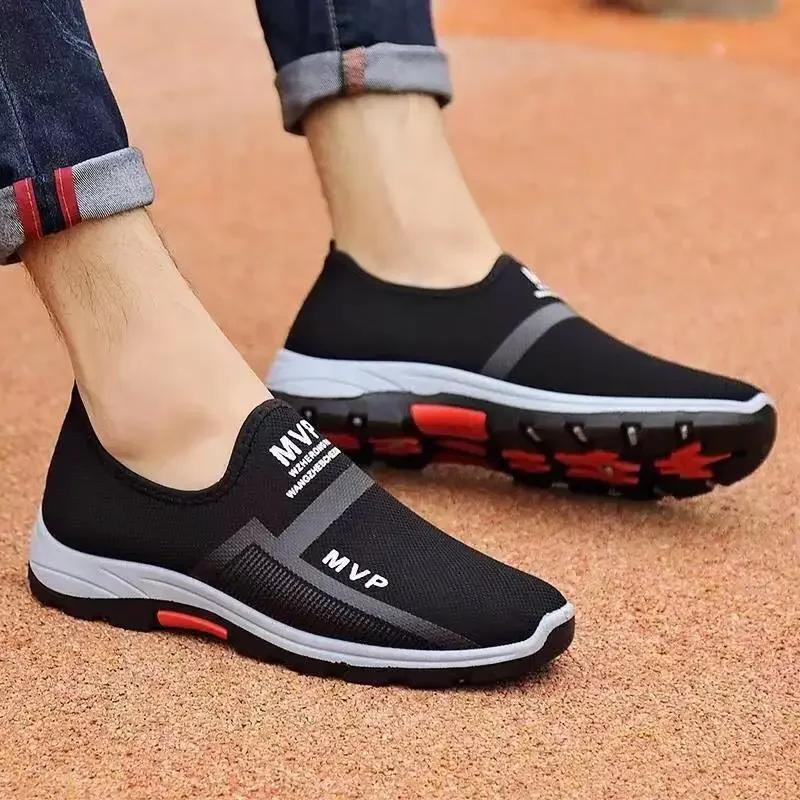 Fashion Summer Men Shoes Breathable Sneakers Mesh Lightweight Walking Shoes 2025 New Man Slip on Casual Shoe Men Loafers Tênis Masculino