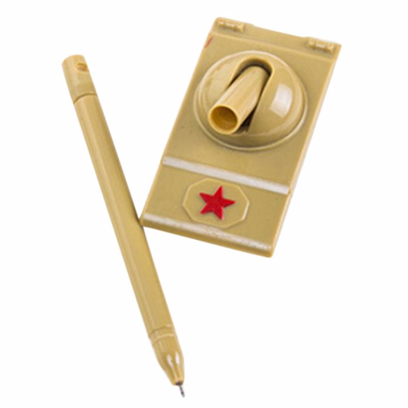 Ручка с подставкой в виде танка