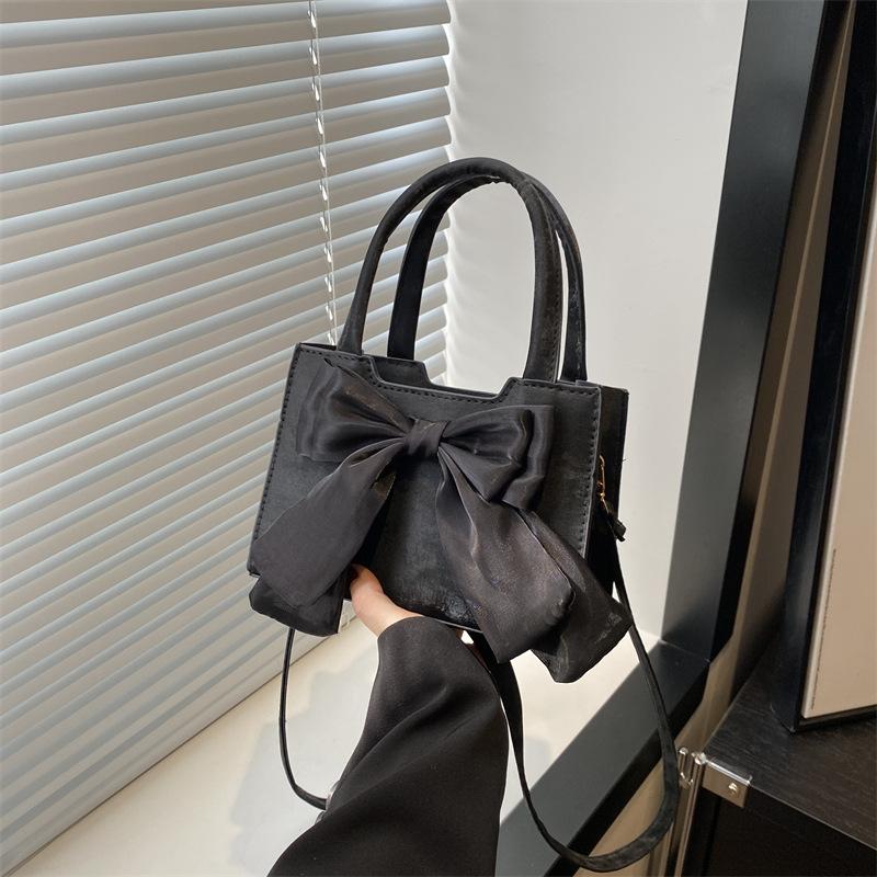 Spring New Style Fresh and Sweet Beauty Single Shoulder Crossbody Bag Fairy Style Bow Handheld Trendy Square Bag