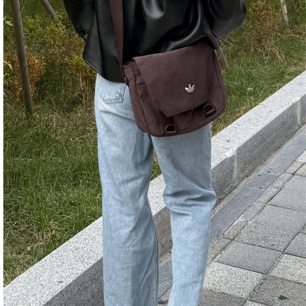 AdidasKorea Messenger Corduroy Crossbody Bag IQ3519 - Stylish and Versatile Everyday Bag