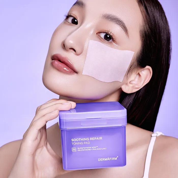 [Включено 5 тонирующих кремов по 1 мл] Успокаивающий восстанавливающий тонирующий пэд R4 70 шт.