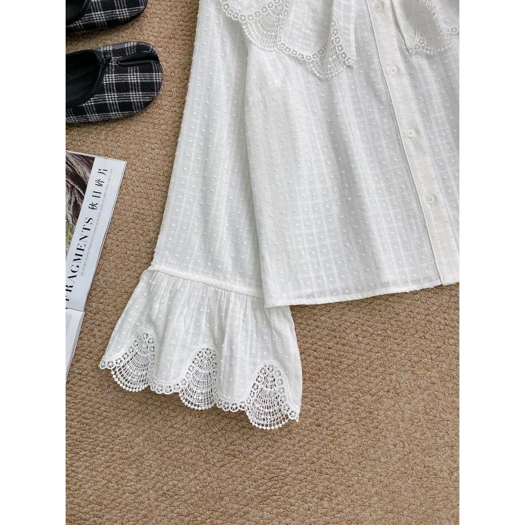 2025 Fall/Winter Women's White Check Doll Collar Lace Bell Sleeve Shirt
