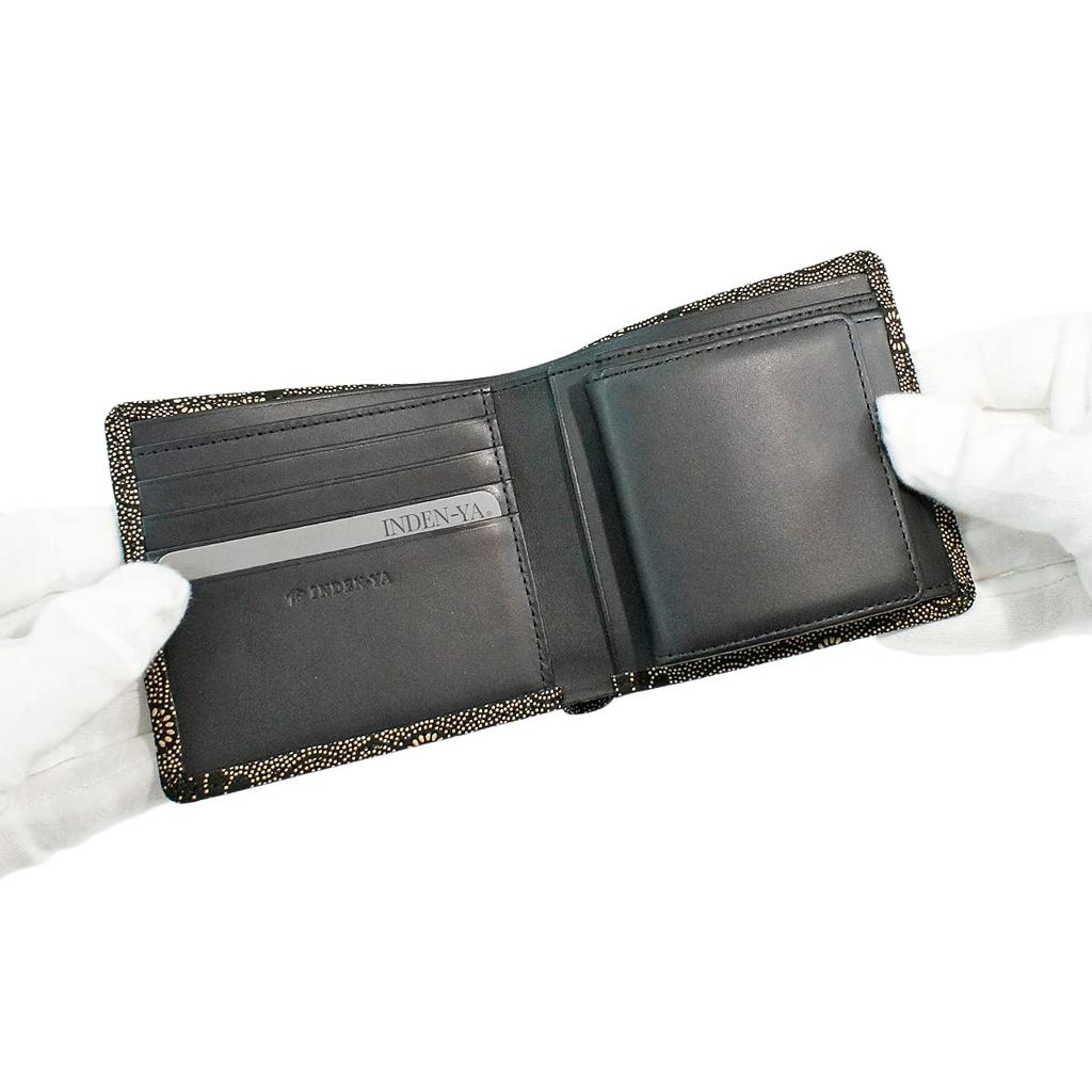 [Inden-ya] Кошелек бифолд Инден с маленьким отделением для купюр и кошельком для монет в форме коробки, кожа оленя, черный с белым лаком, хризантема