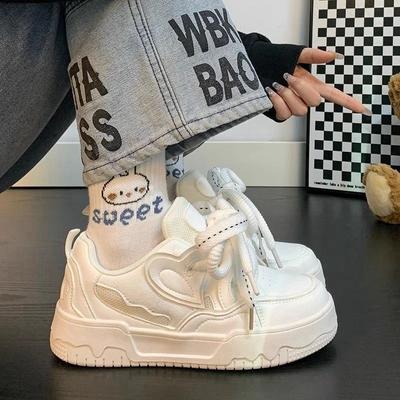 Дофаминовые туфли женские новые универсальные маленькие белые туфли нишевые на толстой подошве оригинальная любовь мягкая девушка повседневные кеды